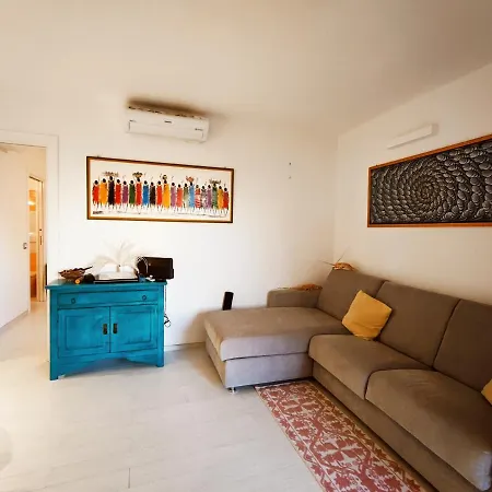 아파트 Casa Blusea 카스텔사르도