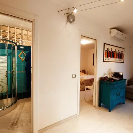 Casa Blusea 아파트 카스텔사르도